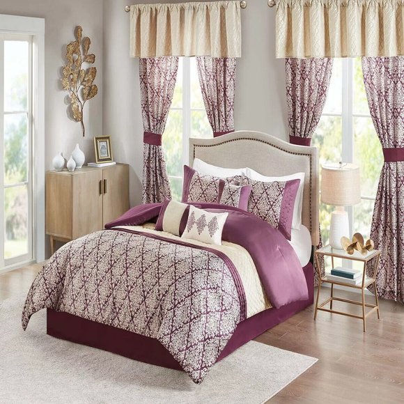 KING Madison Park Plum Luciana 7-piece Comforter Set with Coordinating Pillows